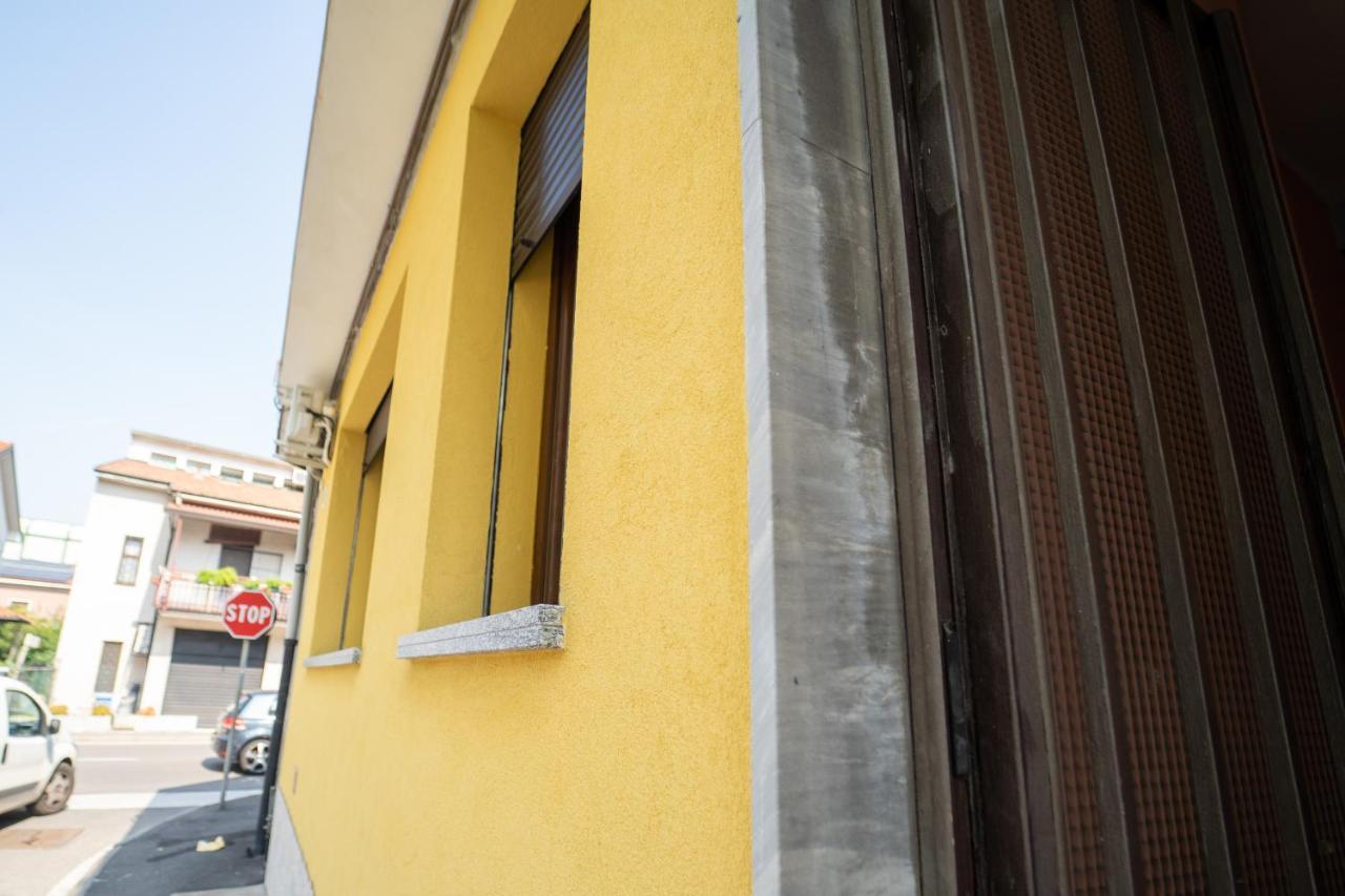 Alba Apartment Near Milan Брессо Экстерьер фото